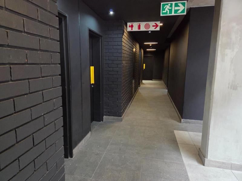 1 Bedroom Property for Sale in Woodstock Western Cape